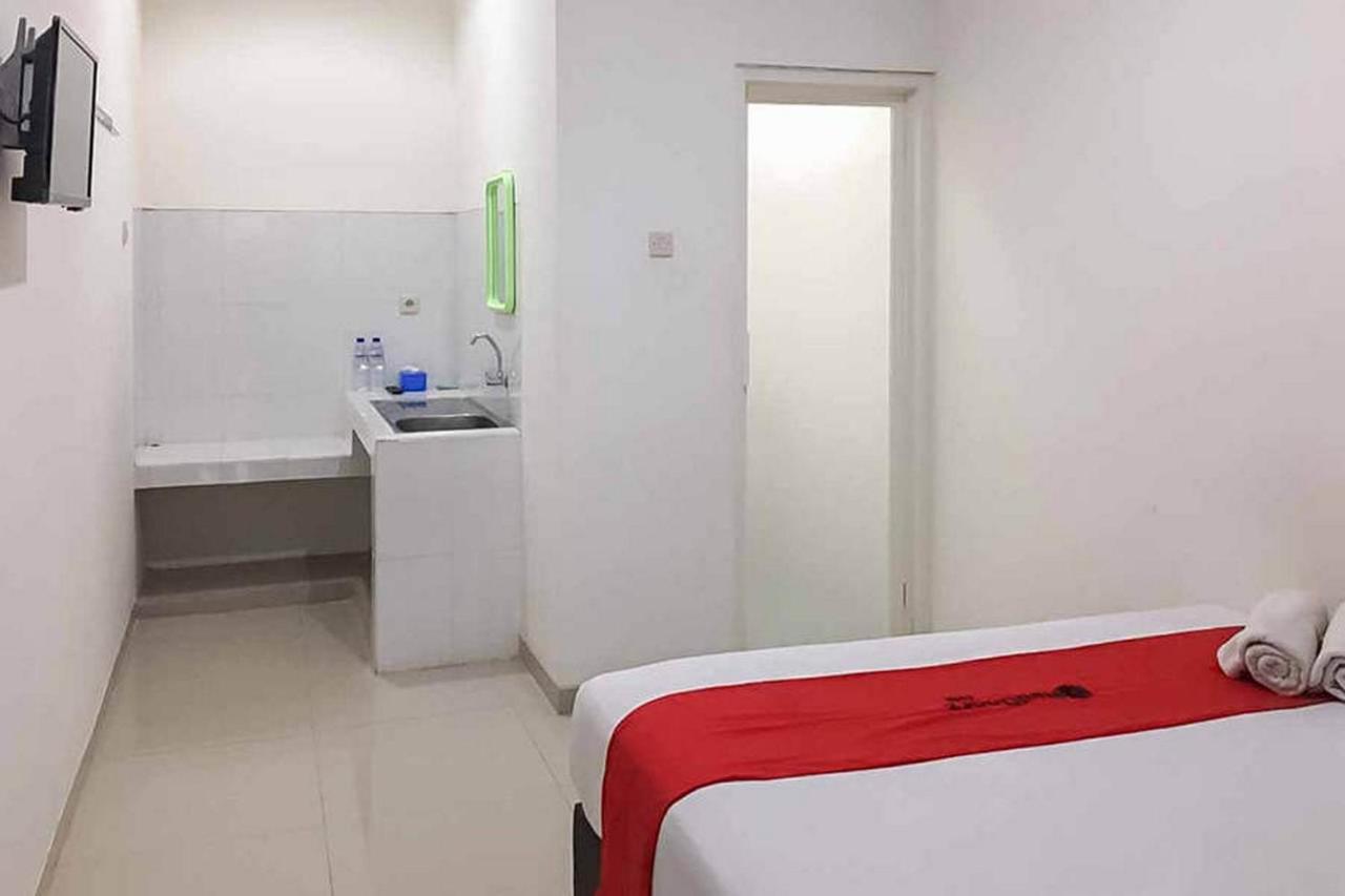 Reddoorz Plus At Panorama Villas Batu Batu  Eksteriør bilde